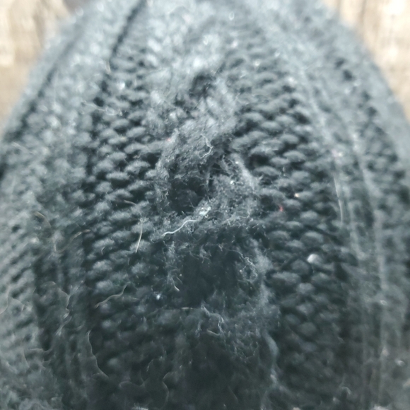 Michael Kors Womens Cable Knit Beanie Hat Black One Size Winter Ski Cap With Pom - Picture 3 of 7